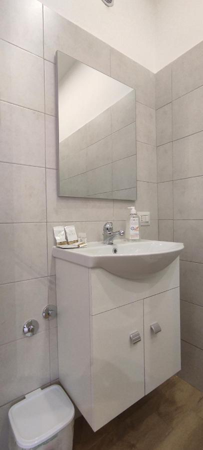 G21 Guest House Рим Екстериор снимка