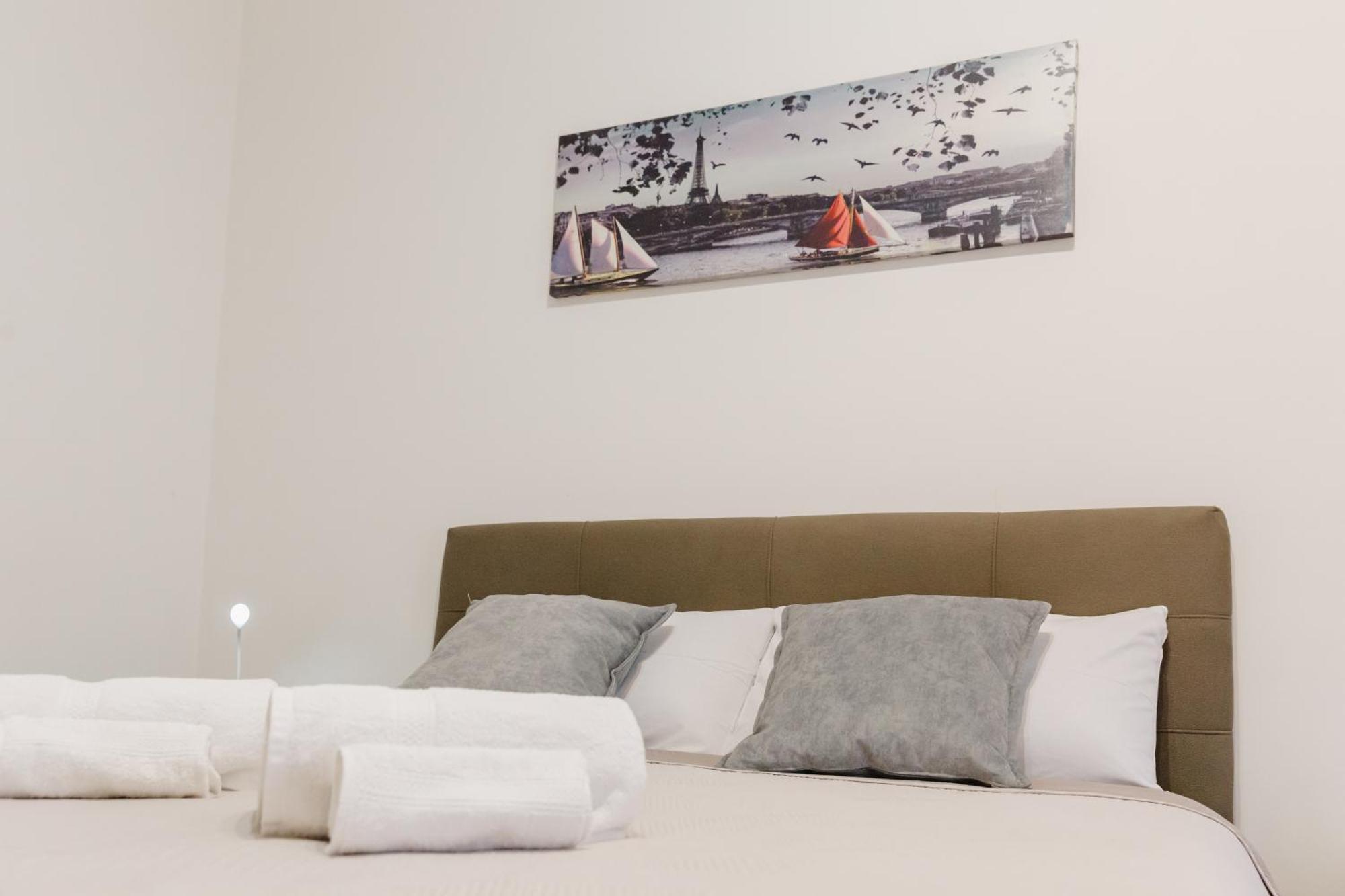G21 Guest House Рим Екстериор снимка