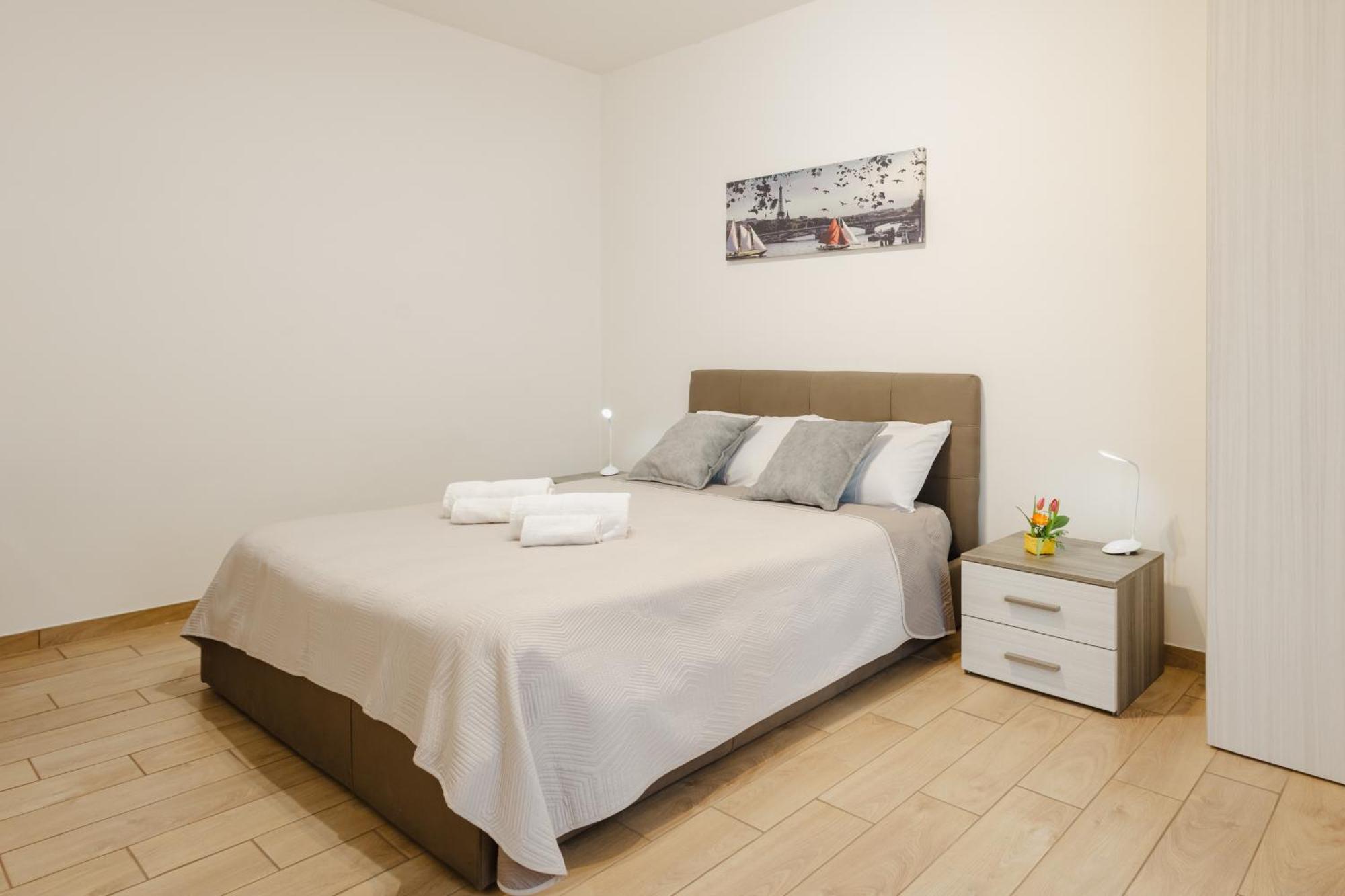 G21 Guest House Рим Екстериор снимка
